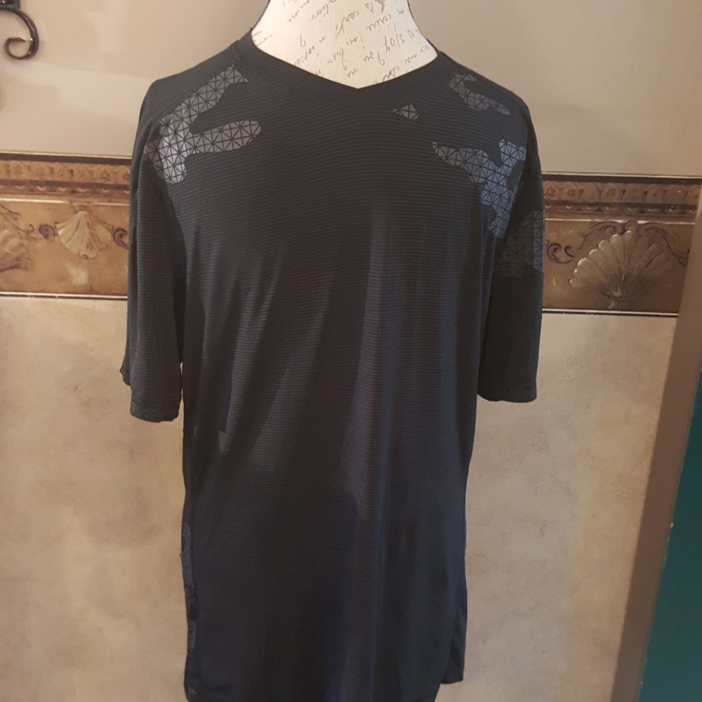 Lululemon Mens Reflective Running Shirt